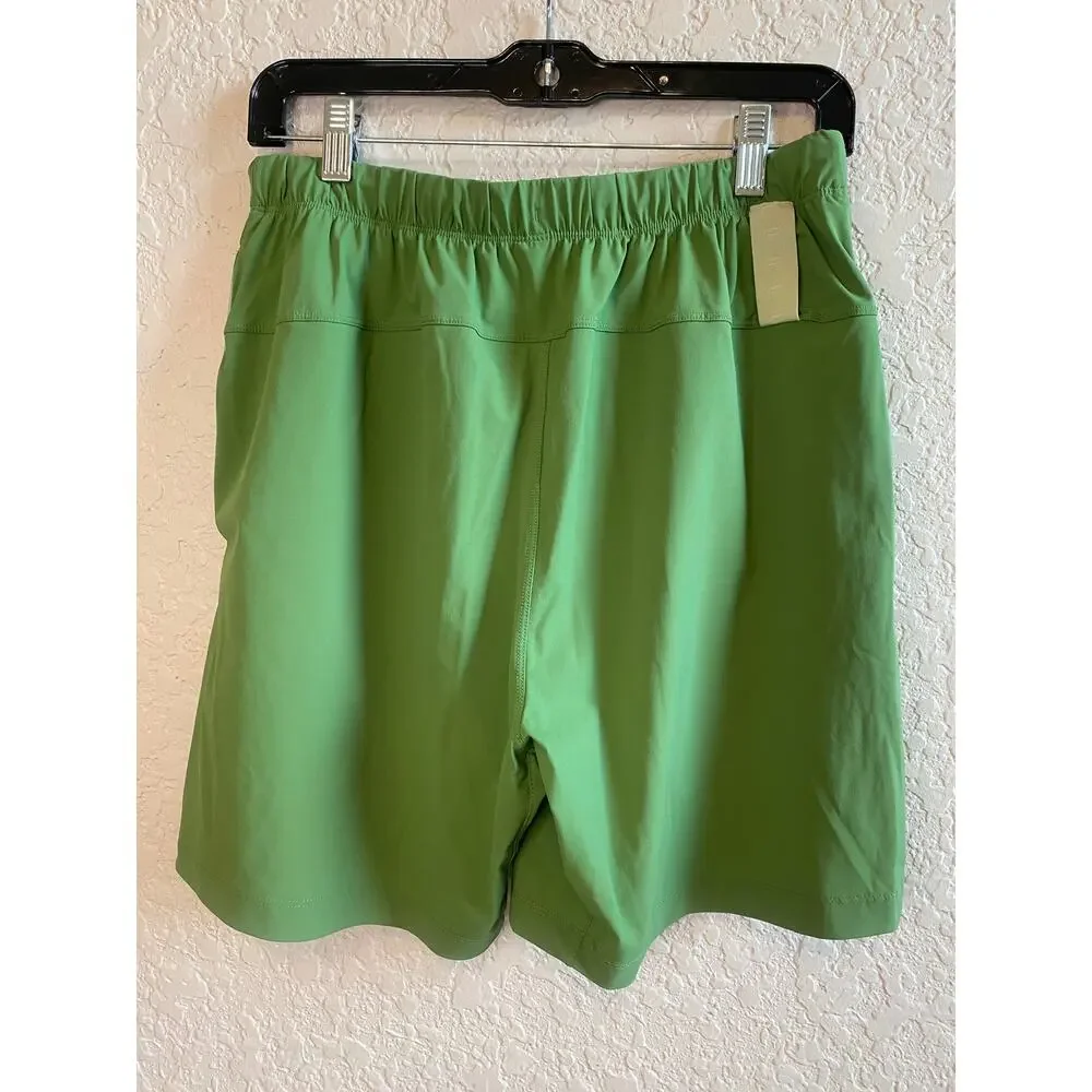 Fabletics The One Men’s Green Shorts size Medium 7” inseam unlined